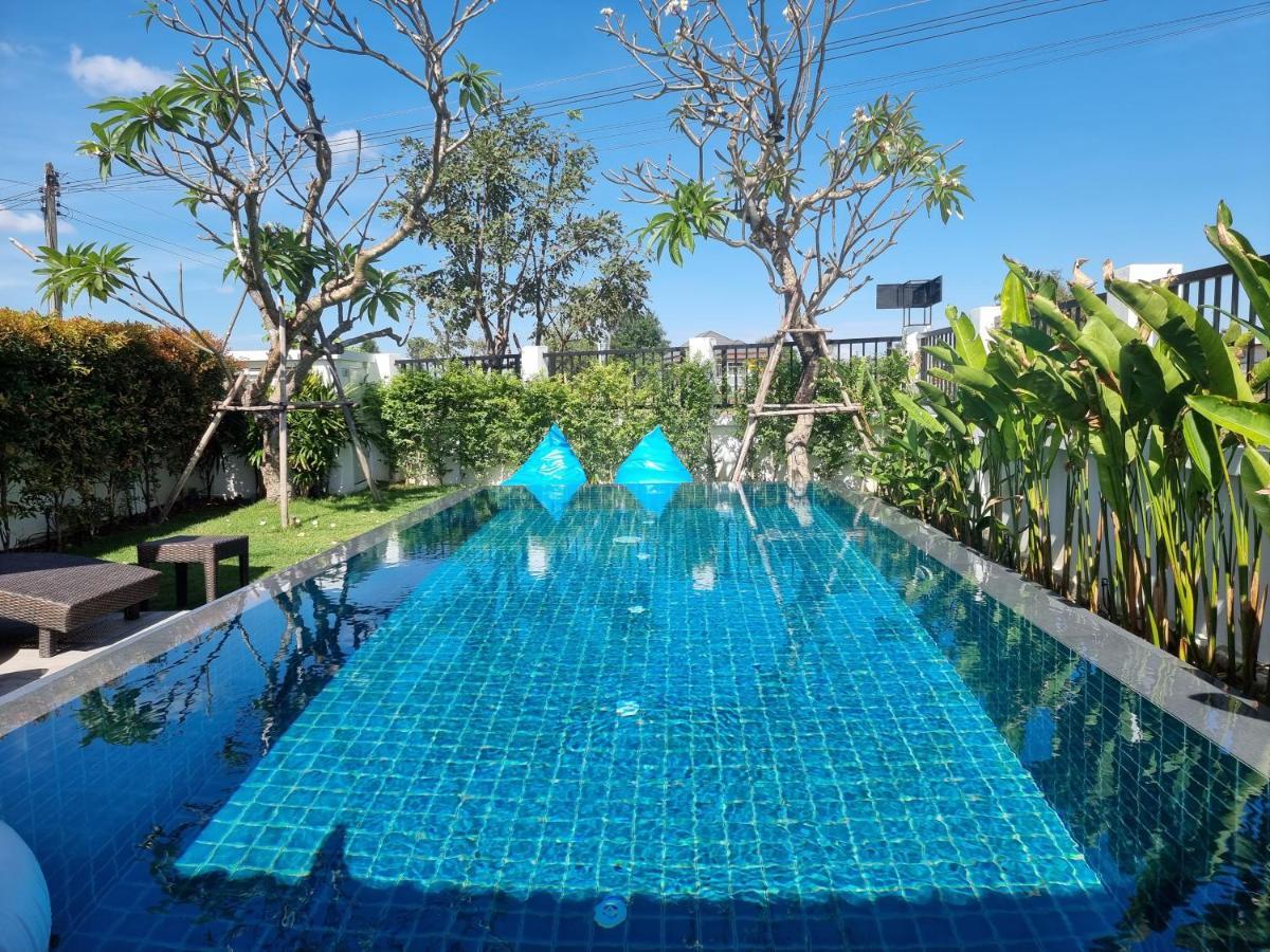 בורי ראם Baan Dalah Pool Villa מראה חיצוני תמונה